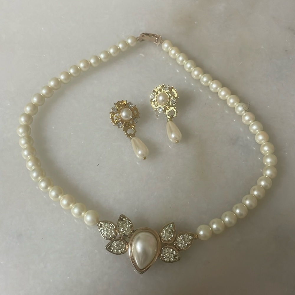 Faux pearl necklace and earrings